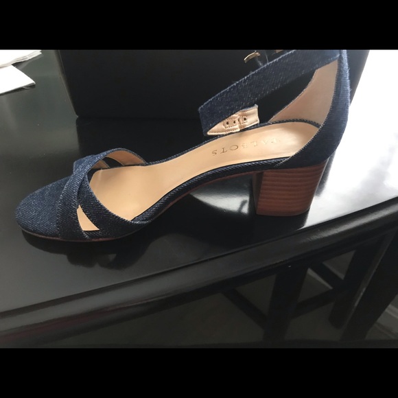 NWT Talbots size 6 sandal in unwashed - Picture 2 of 4